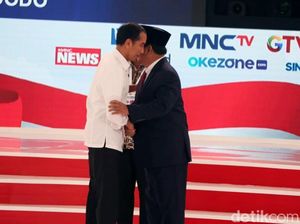 Survei Kompas: Jokowi Disalip Prabowo di Pemilih Berpendidikan Tinggi