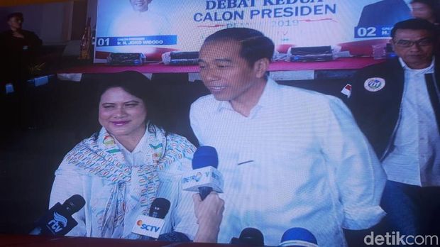 Live Report Debat Pilpres 2019: Jokowi Tiba di Lokasi Debat