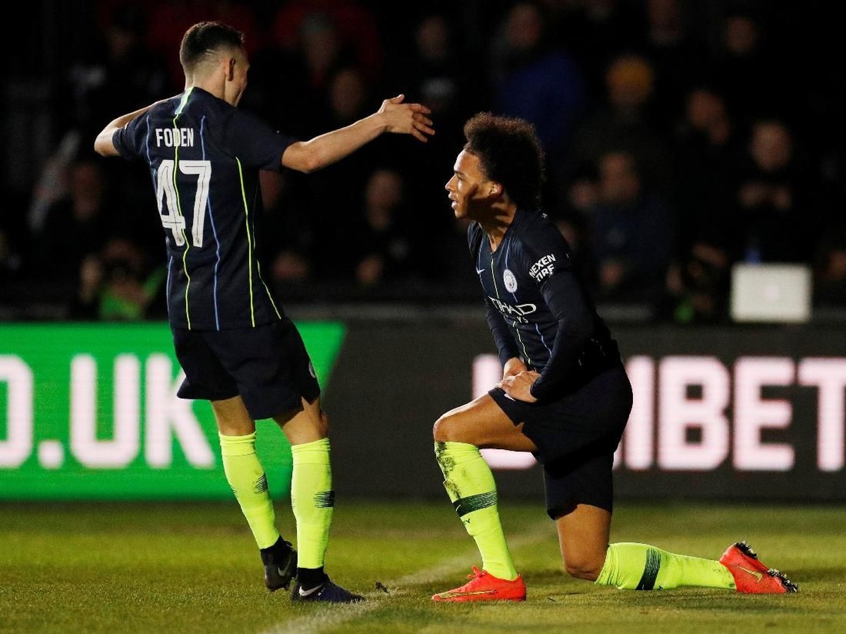 Leroy Sane merayakan golnya untuk Manchester City ke gawang Newport County. (Foto: John Sibley/Action Images via Reuters)