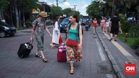 Seperti dilansir The Australian Financial Review, Sabtu (31/7/2021), penerbangan pemulangan warga Australia dari Indonesia, tepatnya dari Bali, direncanakan akan diberangkatkan pada 18 Agustus mendatang, dengan tujuan Darwin, Northern Territory. CNN Indonesia/Safir Makki