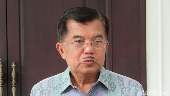 JK Ingatkan Darmin Dan Sri Mulyani Krisis Ekonomi Per 10 Tahunan JK Ingatkan Darmin Dan Sri Mulyani Krisis Ekonomi Per 10 Tahunan