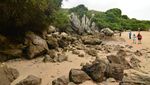 Pantai Aneh Tanpa Pemandangan Laut