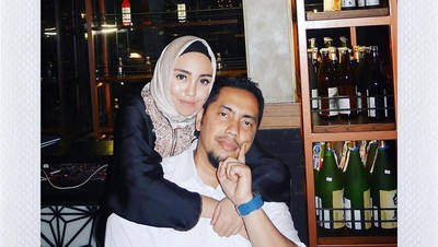8 Potret Kedekatan Salmafina Sunan dan Sang Ayah, Sunan Kalijaga