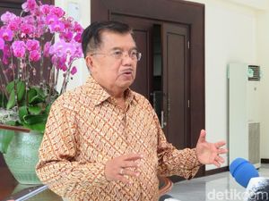 Jamin Jokowi Tidak Otoriter, JK: Sampah Saja Dirapatkan