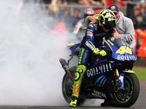 Yamaha Punya Line Up Pebalap Top, tapi Motornya....