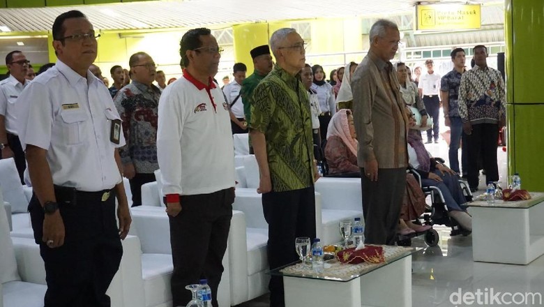 Dialog Kebangsaan di Gambir, Mahfud MD Bicara Indonesia Emas 2045 Dialog Kebangsaan di Gambir, Mahfud MD Bicara Indonesia Emas 2045