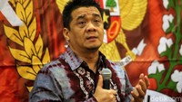 Anggota MPR RI dari Fraksi Gerindra, Ahmad Riza Patria memaparkan pandangannya terkait tema diskusi mengenai Potensi Golput di Pemilu 2019.  