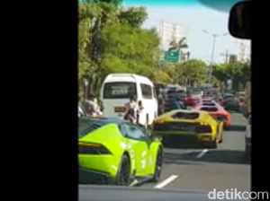 Anggota Klub Moge dan Mobil Mewah Arogan Karena Mapan