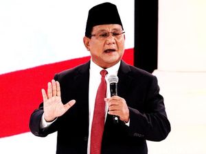 Cerita 30 Pakar di Lingkaran Debat Prabowo