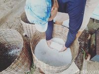 Industri Garam Rakyat di Pangandaran Digenjot