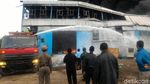 Gudang di Kawasan Industri Maspion Terbakar, Asap Membubung Tinggi