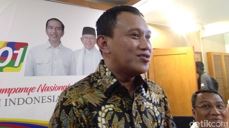 TKN Jokowi: Petani Bawang yang Nangis ke Sandi Statementnya Sudah Diatur TKN Jokowi: Petani Bawang yang Nangis ke Sandi Statementnya Sudah Diatur