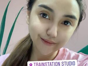 Mulai Terbuka, Salmafina Sunan Makin Berani Tampil Tanpa Hijab