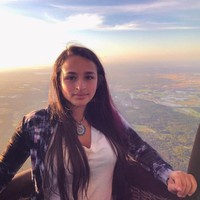 Di usia enam tahun, Jazz Jennings dan keluarga tampil di sebuah acara televisi untuk menceritakan kondisinya yang sudah terpikir untuk berganti kelamin. Sejak saat itu, Jazz pun menjadi bintang televisi, Ia membintangi acara realiti bertajuk I Am Jazz yang kini sudah masuk musim kelima.  Foto: Instagram @jazzjennings_