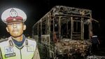 TransJakarta yang Terbakar Mulai Dievakuasi