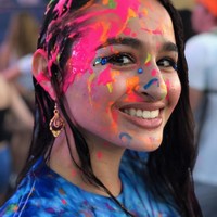 Jazz Jennings dikenal sebagai model, bintang realiti, YouTuber, dan aktivis LGBT remaja. Ia pun jadi perbincangan setelah menjadi model untuk iklan produk pisau cukur dari brand Gillete. Foto: Instagram @jazzjennings_