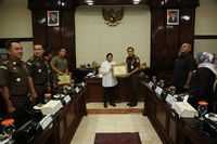 Risma Apresiasi Kejari Surabaya Karena Selamatkan Aset Pemkot