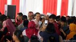 Jokowi Serahkan Ribuan Sertifikat Tanah di Banten