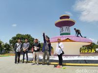 Pedemo Minta Tugu Raflesia di Taman Senilai Rp 2,3 M Diganti