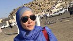 Foto: Gaya Traveling Anisha Dasuki, Moderator Debat Capres 2019