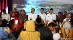 Jokowi Serahkan Ribuan Sertifikat Tanah di Banten
