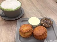 Chavaty: Santai Sore Ditemani Matcha Tea Latte Plus Scone Hangat