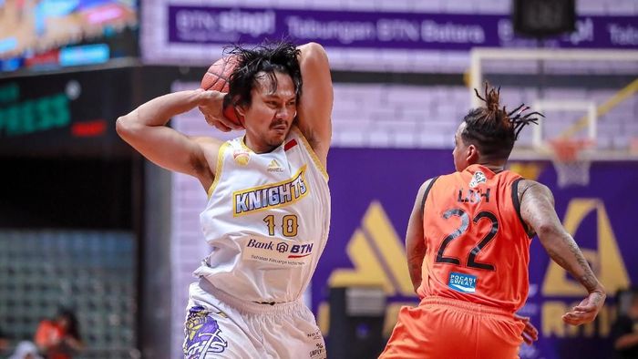 BTN CLS KNIGHTS INDONESIA KALAHKAN MONO VAMPIRE (dok.CLS Knights) BTN CLS KNIGHTS INDONESIA KALAHKAN MONO VAMPIRE (dok.CLS Knights)