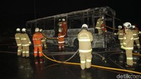 Bus TransJakarta itu sebelumnya terbakar sekitar pukul 20.30 WIB.