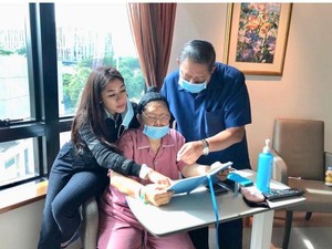 Catatan Menyentuh Ani Yudhoyono: Maafkan Saya Merepotkan Pepo