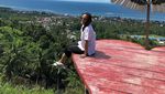 Foto: Gaya Traveling Anisha Dasuki, Moderator Debat Capres 2019