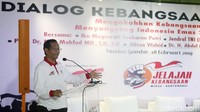 Dialog ini merupakan rangkaian Jelajah Kebangsaan yang dimulai di Merak-Banyuwangi menggunakan kereta api selama lima hari.