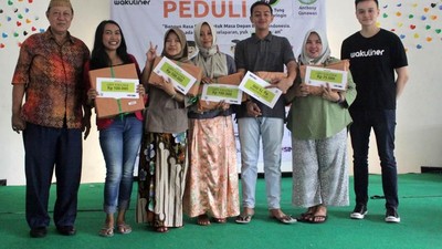 Wakuliner Gelar Aksi Peduli Dhuafa