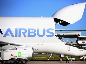 Boeing Kecelakaan, Airbus Ketiban Durian Runtuh