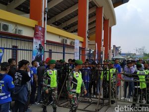 Persib Menjamu Arema, Si Jalak Harupat Membiru Sejak Siang