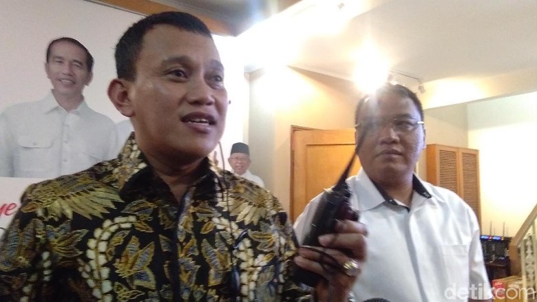 Prabowo akan Jemput Rizieq, TKN: Pulang Saja Kalau Tak Bersalah Prabowo akan Jemput Rizieq, TKN: Pulang Saja Kalau Tak Bersalah