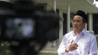 Ustaz kondang itu kini sedang dirawat di RSPAD. Dirinya mengaku masih bisa menjalani kegiatan agama seperti mengaji, tilawah, dan murattal meski masih terbata-bata. (Foto: Rifkianto Nugroho/detikcom)