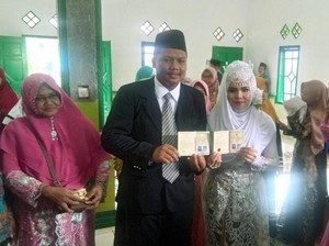 Viral Sejoli Nikah dengan Mahar Es Cendol, Ini Cerita di Baliknya
