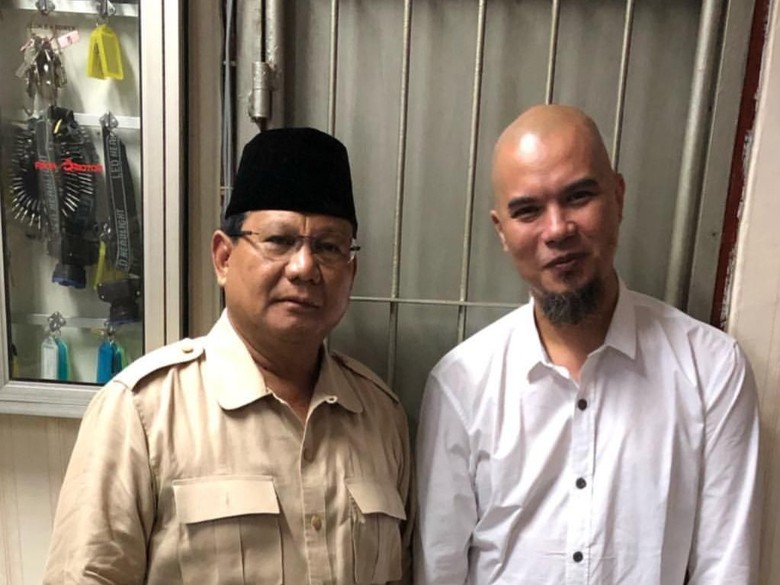 Foto: Prabowo jenguk Ahmad Dhani (Instagram Prabowo) Foto: Prabowo jenguk Ahmad Dhani (Instagram Prabowo)