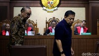 Tak hanya Setya Novanton, pengusaha Johannes B Kotjo turut hadir memberikan kesaksian dalam sidang tersebut.