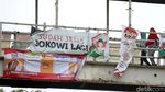 Jokowi-Prabowo Saling Balas Lewat Spanduk