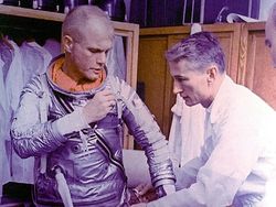 Hari Ini 57 Tahun Lalu, AS Punya Astronot yang Mengorbit Bumi