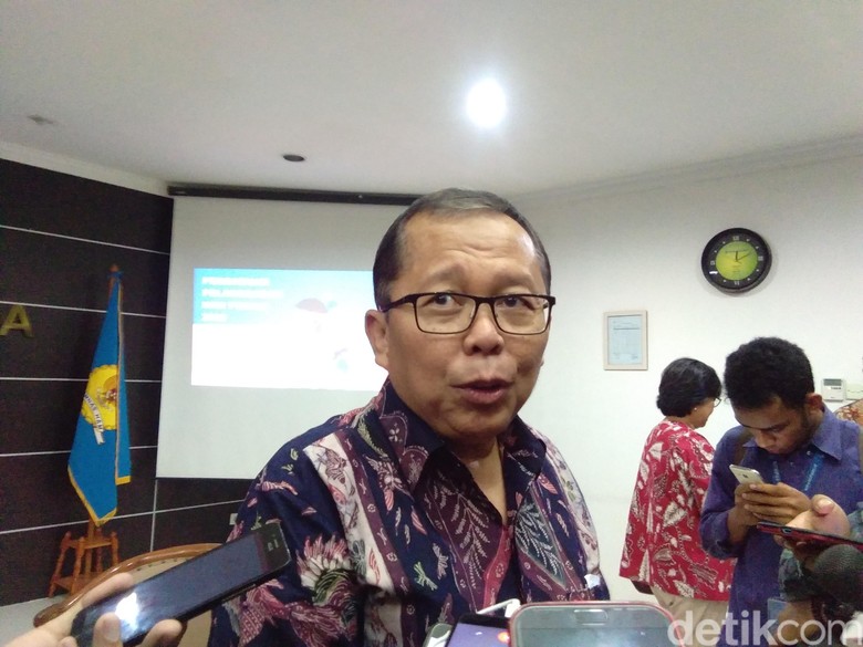 Pimpinan MPR Sayangkan MA Tak Bikin Terobosan Hukum soal First Travel Pimpinan MPR Sayangkan MA Tak Bikin Terobosan Hukum soal First Travel