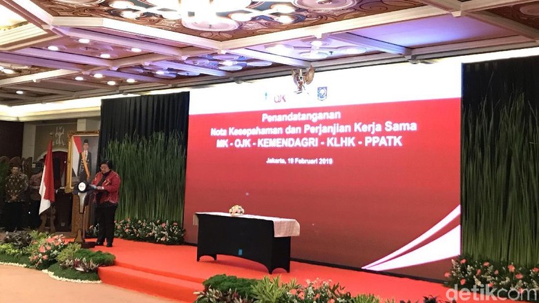 OJK Gandeng PPATK Pelototi TPPU dan Pendanaan Terorisme OJK Gandeng PPATK Pelototi TPPU dan Pendanaan Terorisme