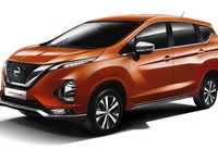 Fakta Seputar Nissan Livina Rasa Xpander