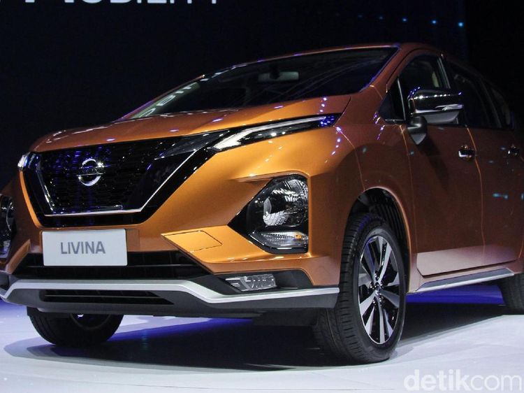 Nissan Livina Kembaran Xpander Meluncur