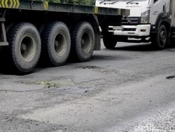 Kendaraan Berat Dilarang Melintas di Riau Mulai H-3 Lebaran