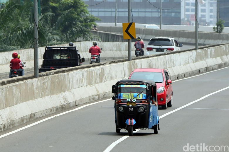 Polda Metro Minta Warga Tak Gunakan Bajaj untuk Mudik Polda Metro Minta Warga Tak Gunakan Bajaj untuk Mudik