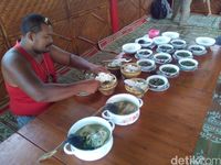 Melihat Langsung Aksi Lahap Si Raja Badok Kudus yang Viral di YouTube
