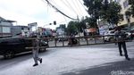 Bahaya! Kabel Semrawut Ini Putus Gegara Terbakar