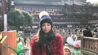 Sririta Jensen juga pernah berkunjung ke Yu Garden di Shanghai, China. (sriritajensen/Instagram)
